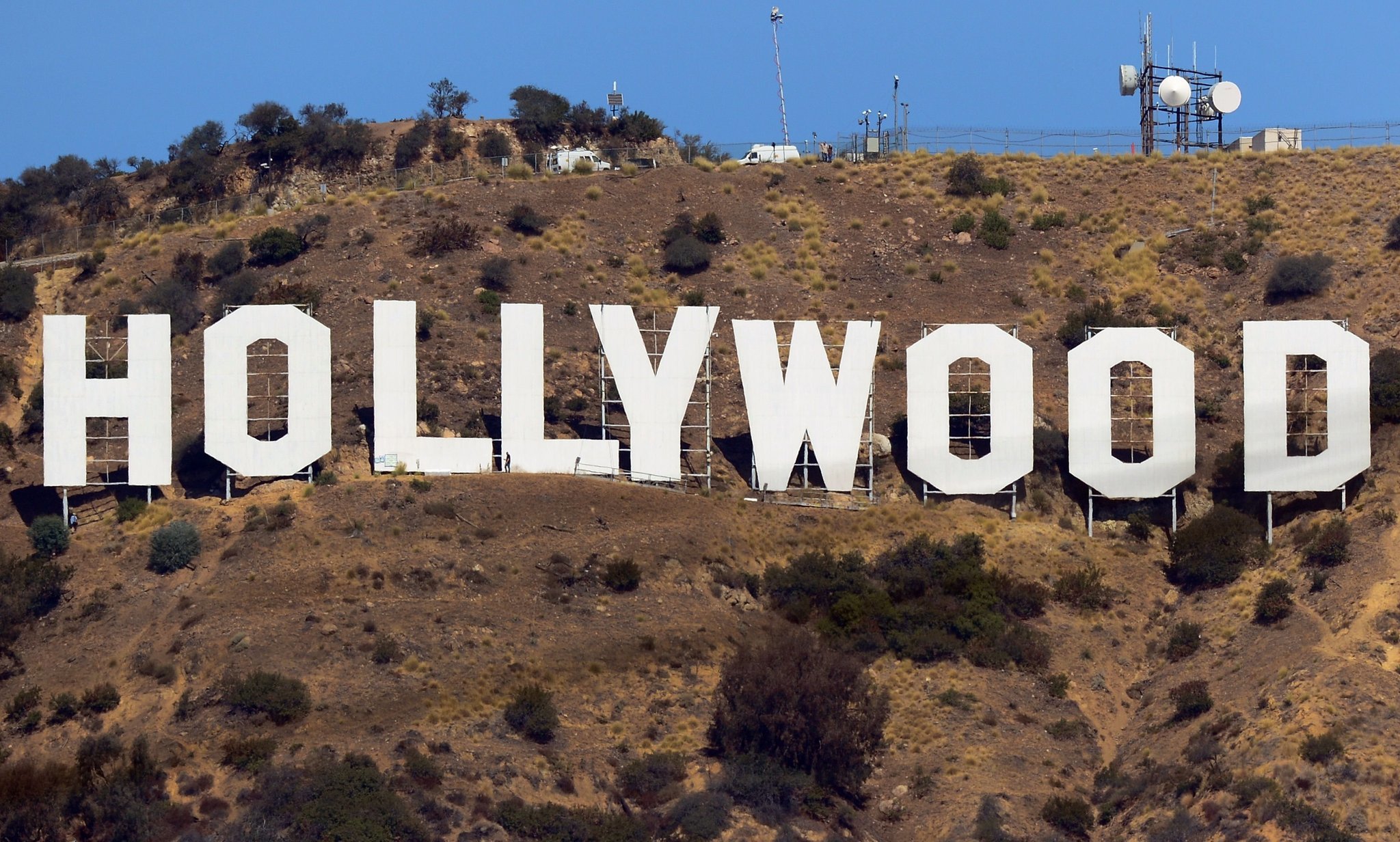 la-ed-hollywood-sign-wiped-off-the-map-20141128