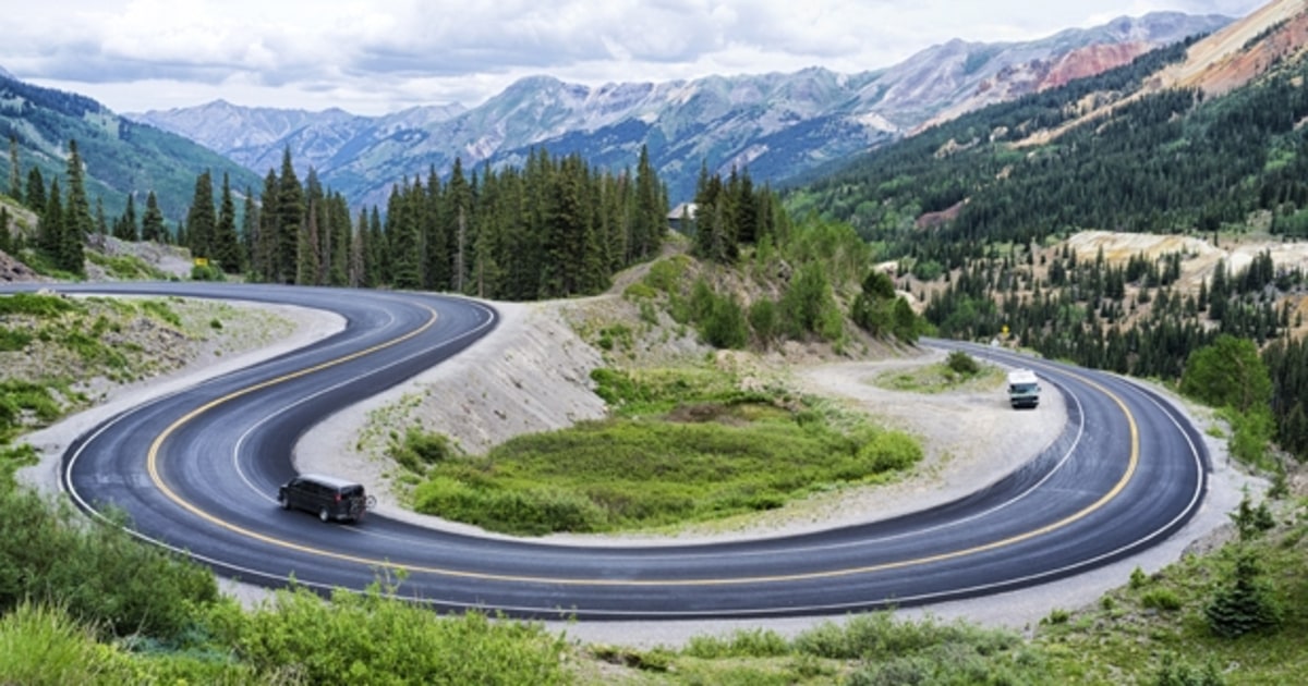 mj-618_348_us-route-550-san-juan-skyway-co-25-great-american-motorcycle-roads