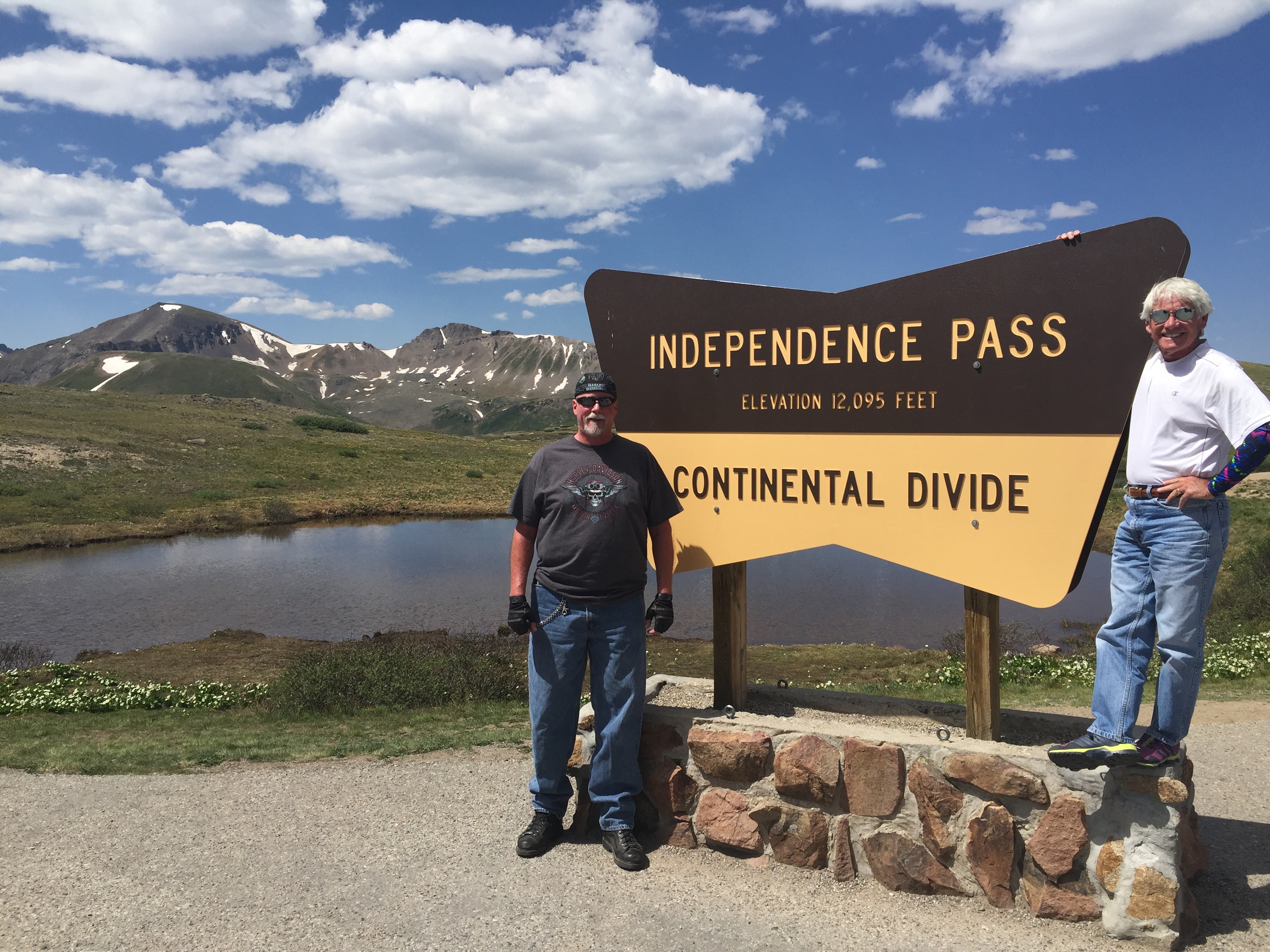 B93F0D2D-C479-4625-B1F5-DFBE9AFF96E0