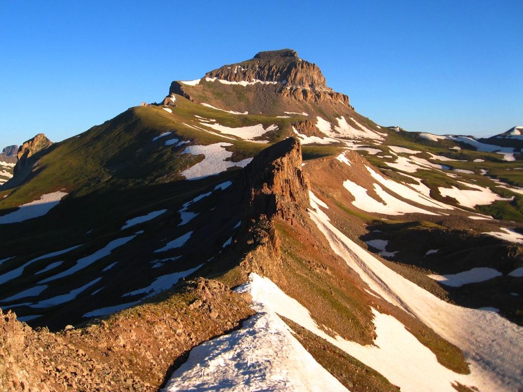 E650D00B-92C7-4467-8C9E-5CEB4A71A0E3