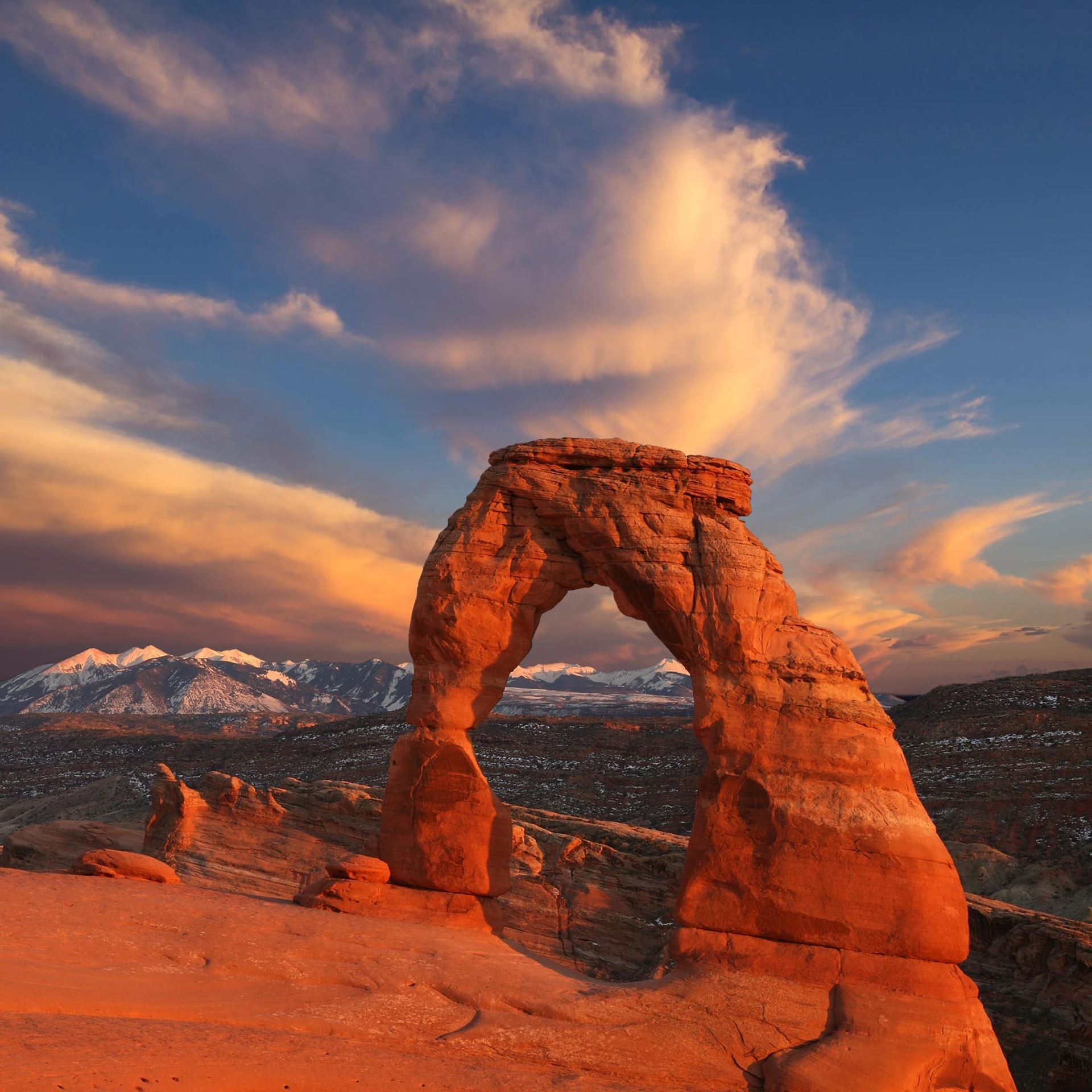 0083937_delicate-arch-at-sunset-36x36-d
