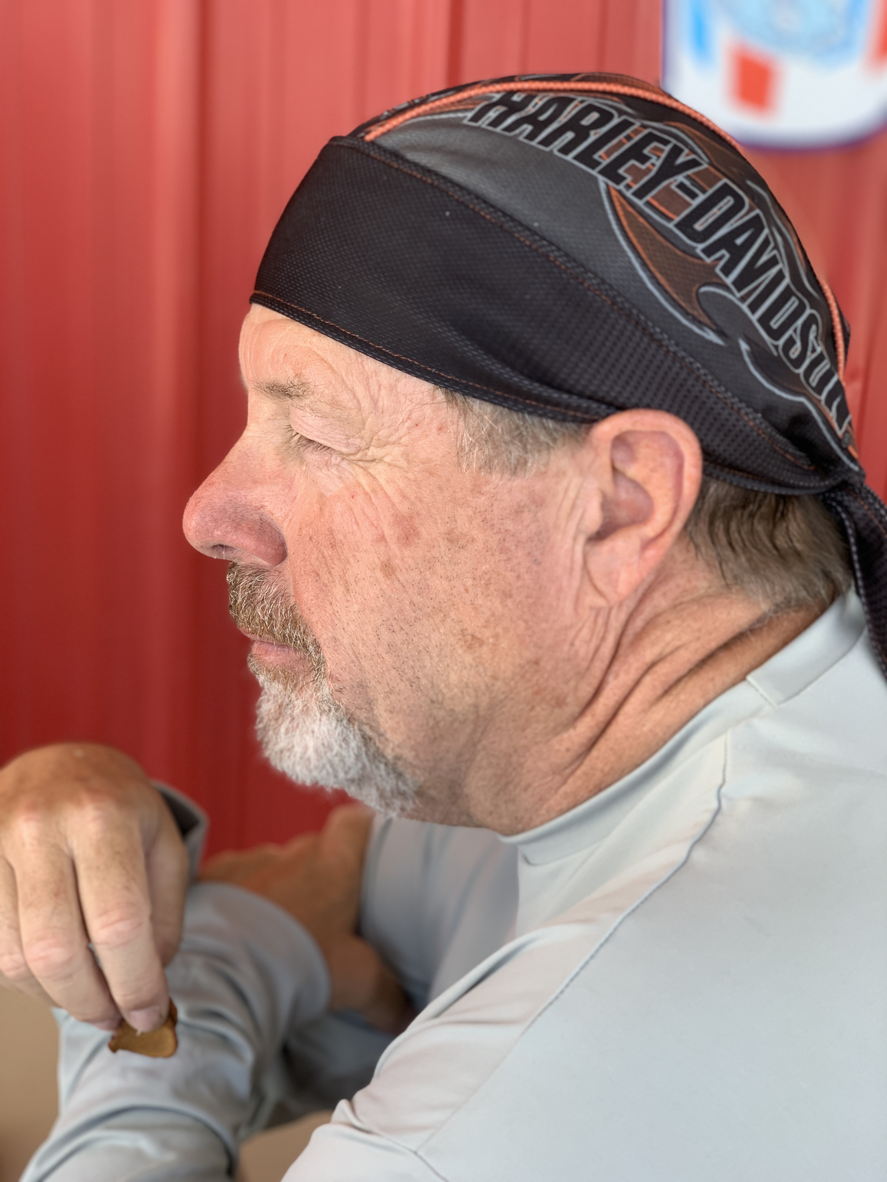 0ED8052A-A2B3-4916-AB7D-D7EBFDD8C8B4