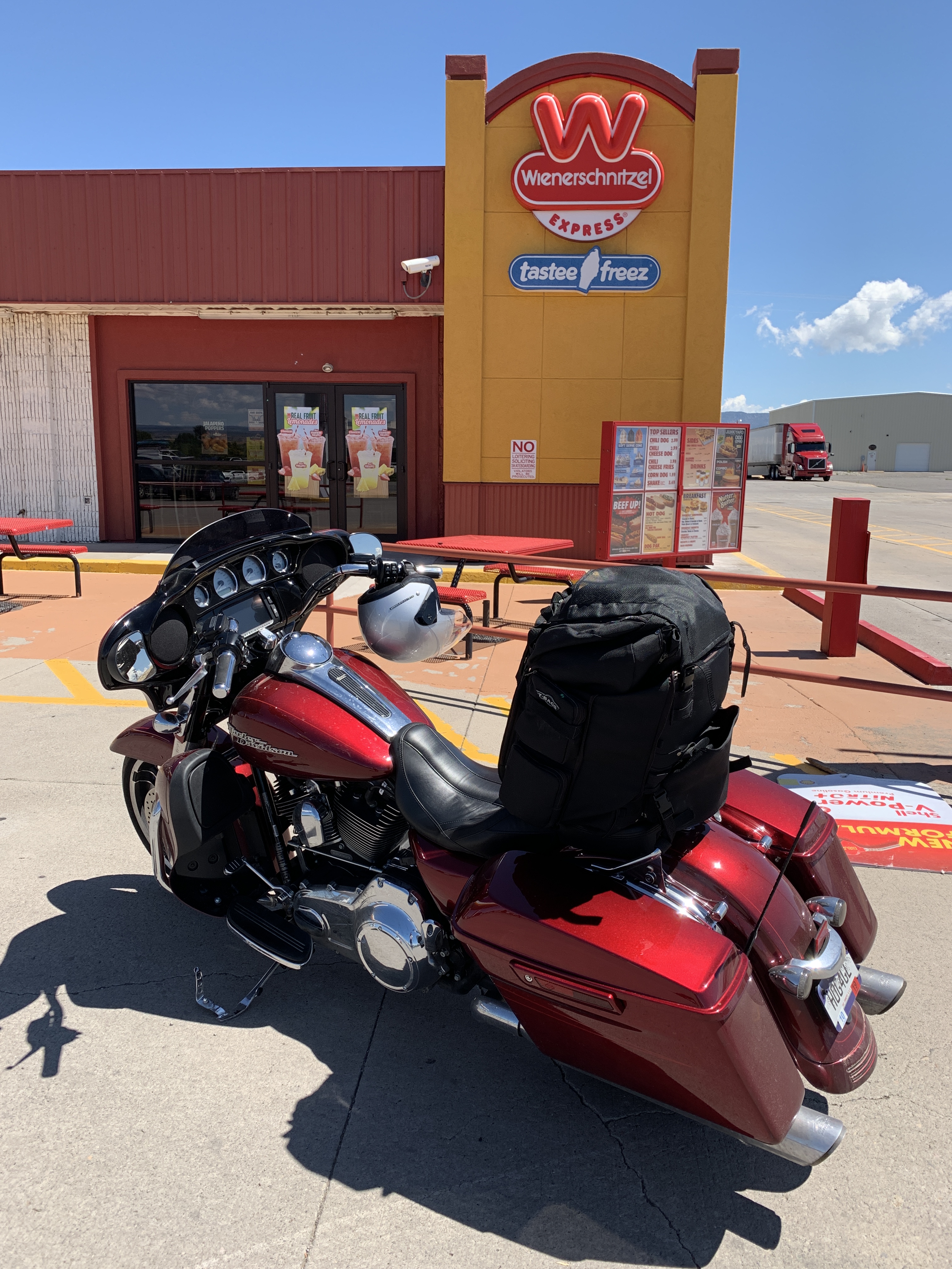 134D9175-DBCB-4475-858D-90926BB1DA8E