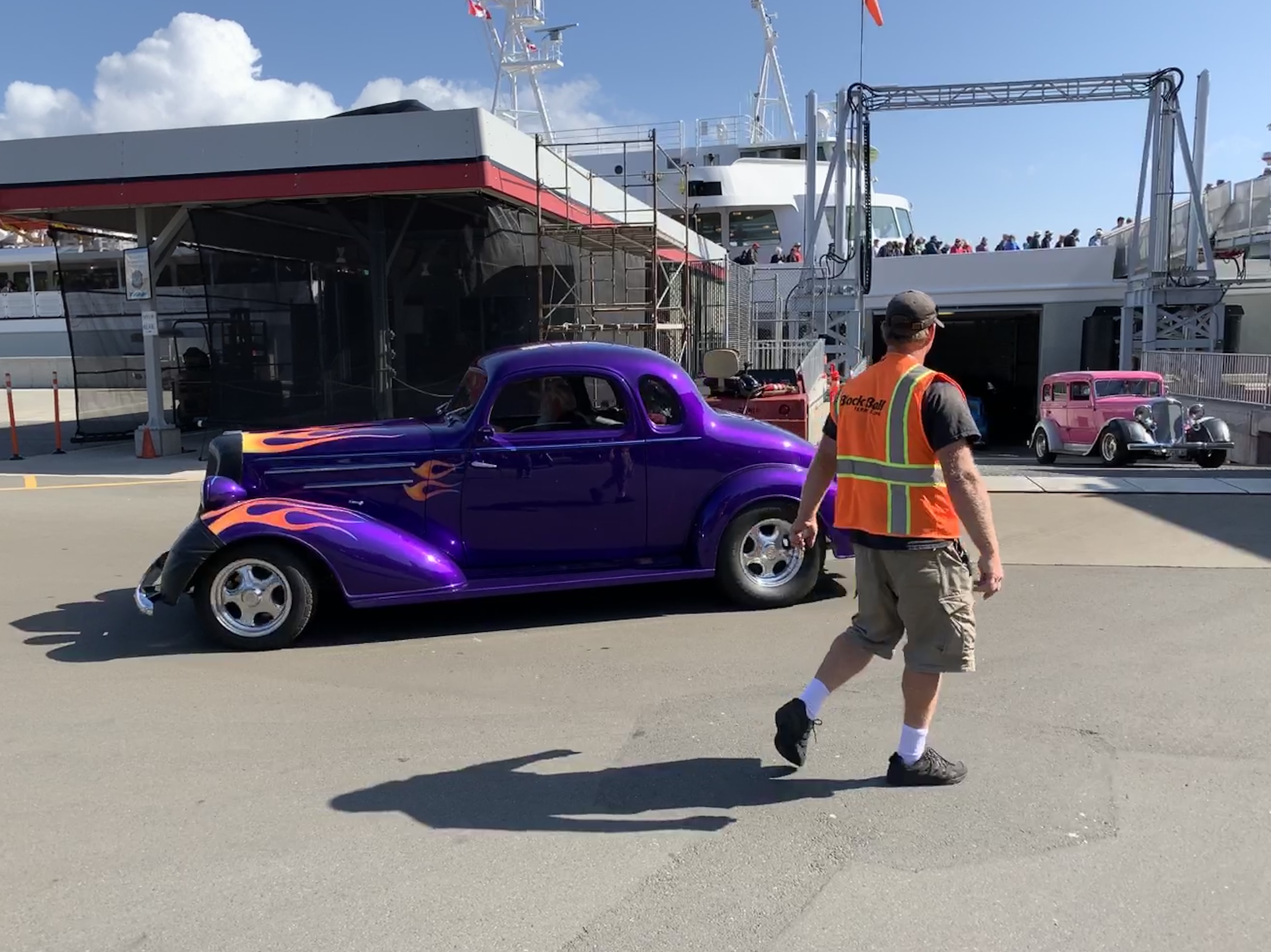 3DA45C1F-E052-4B0C-B9CD-DF679C926FC9