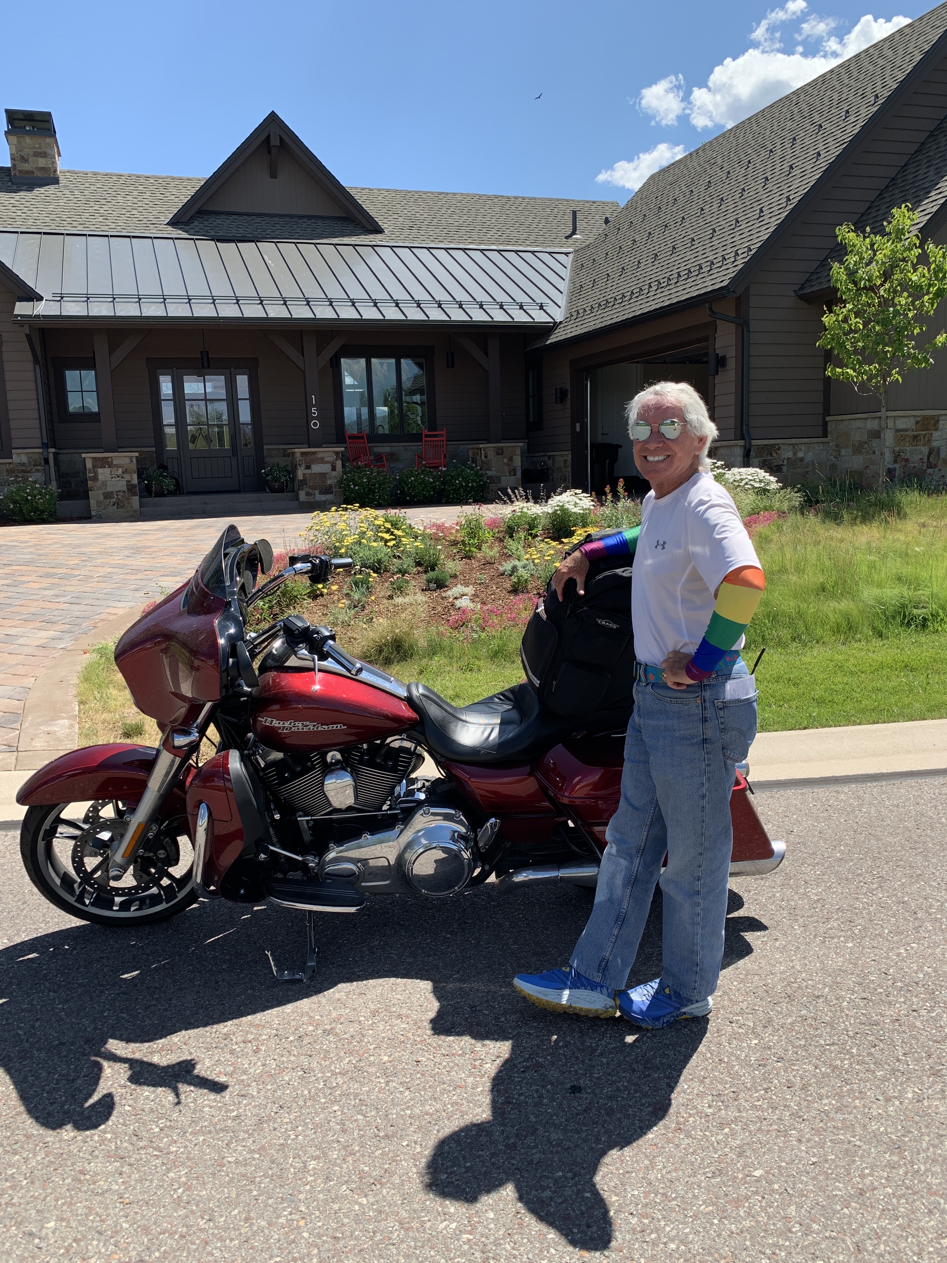 40C242E5-A770-4B69-8B71-19D1A0BB7A93