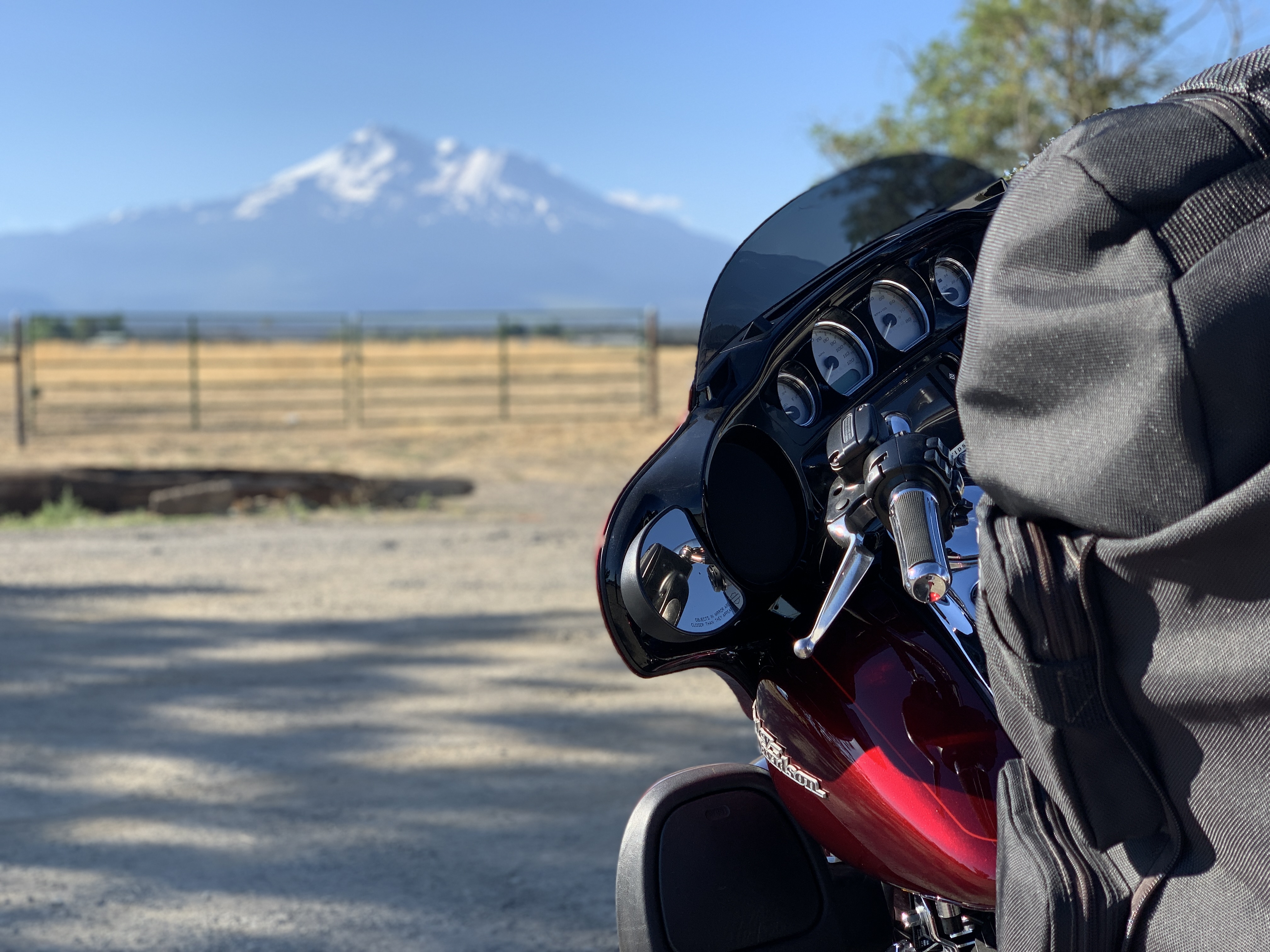 573BEF47-F58D-4AF4-9DD0-0D36536EF8EC