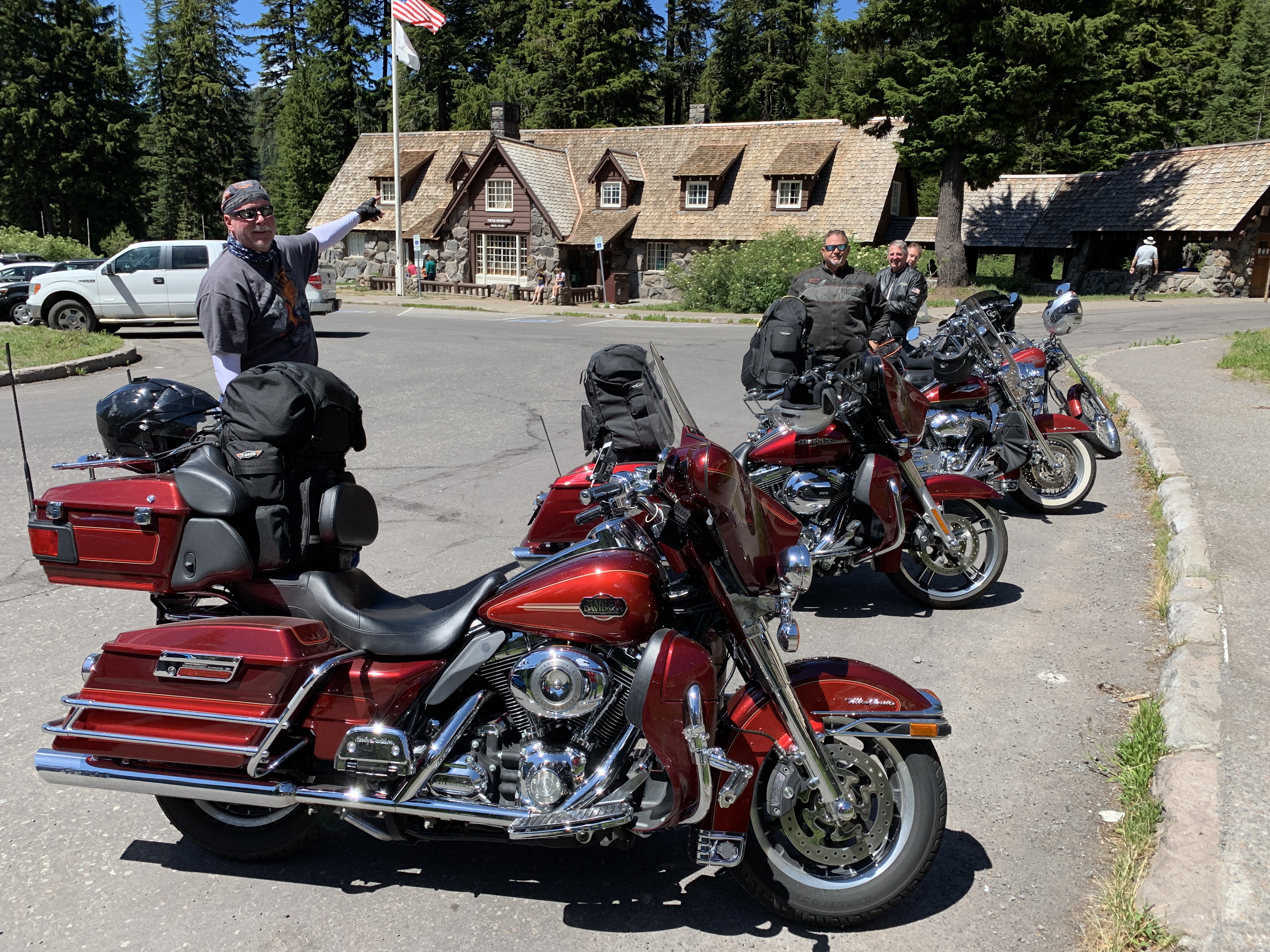 77EADFA4-C66A-4276-9E19-8C4EA5094E50