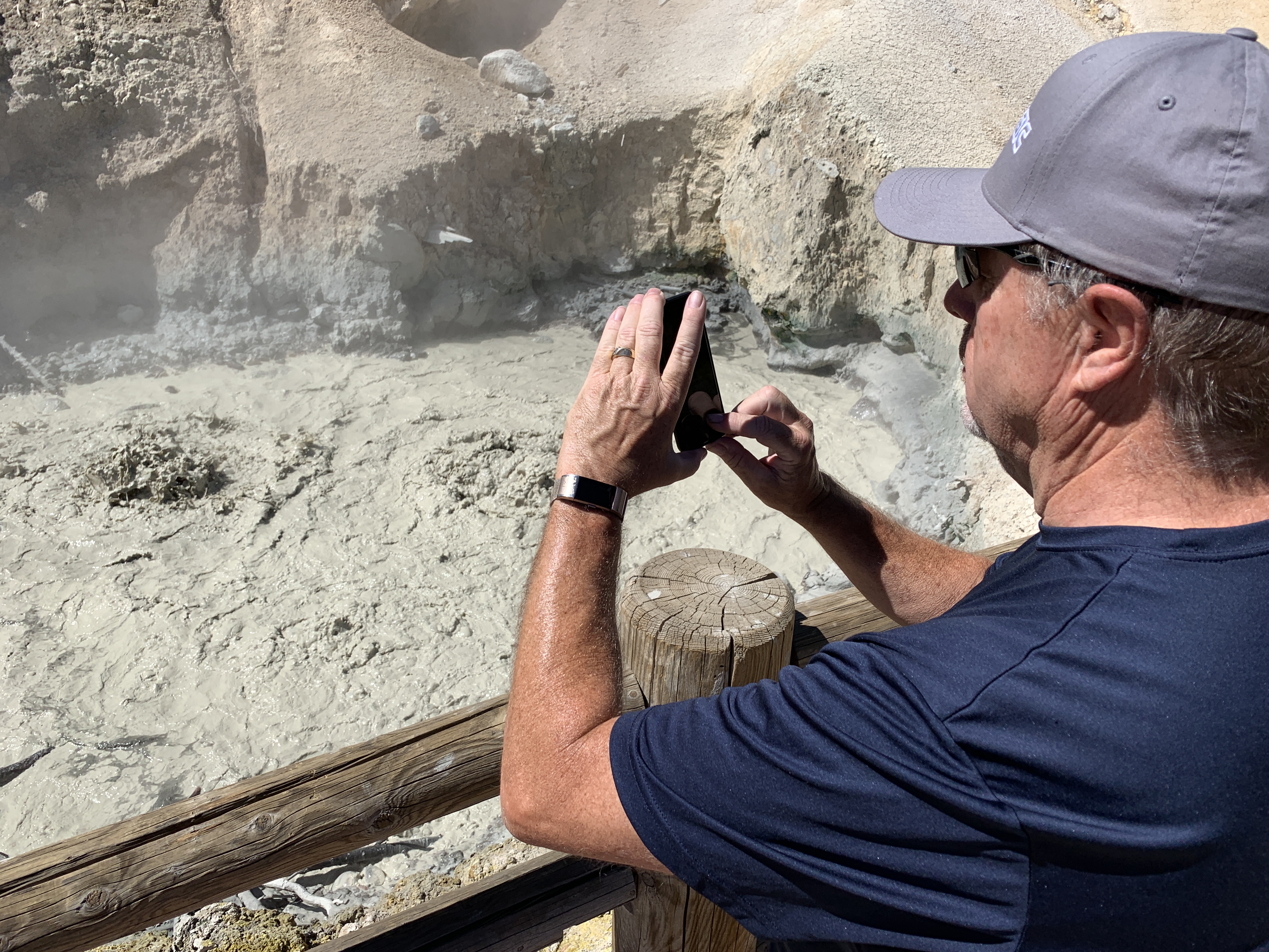 980F3FCC-7933-4C4F-8F09-5D3B8EC0BA35