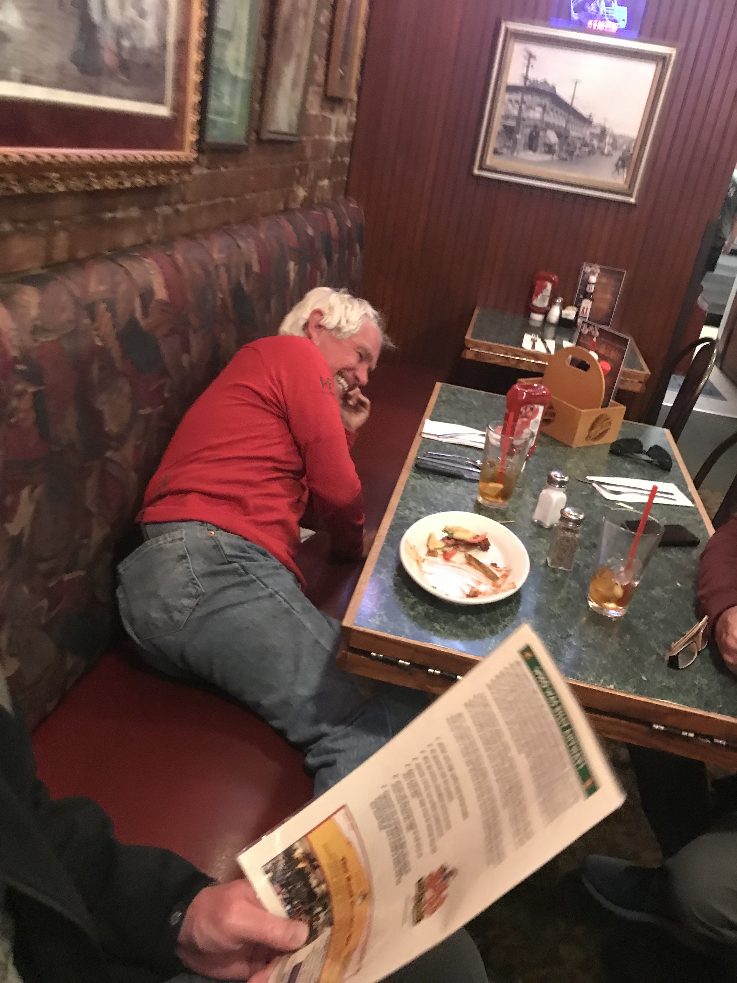 9AD84668-1B53-41F1-B9C9-14E3774F532E