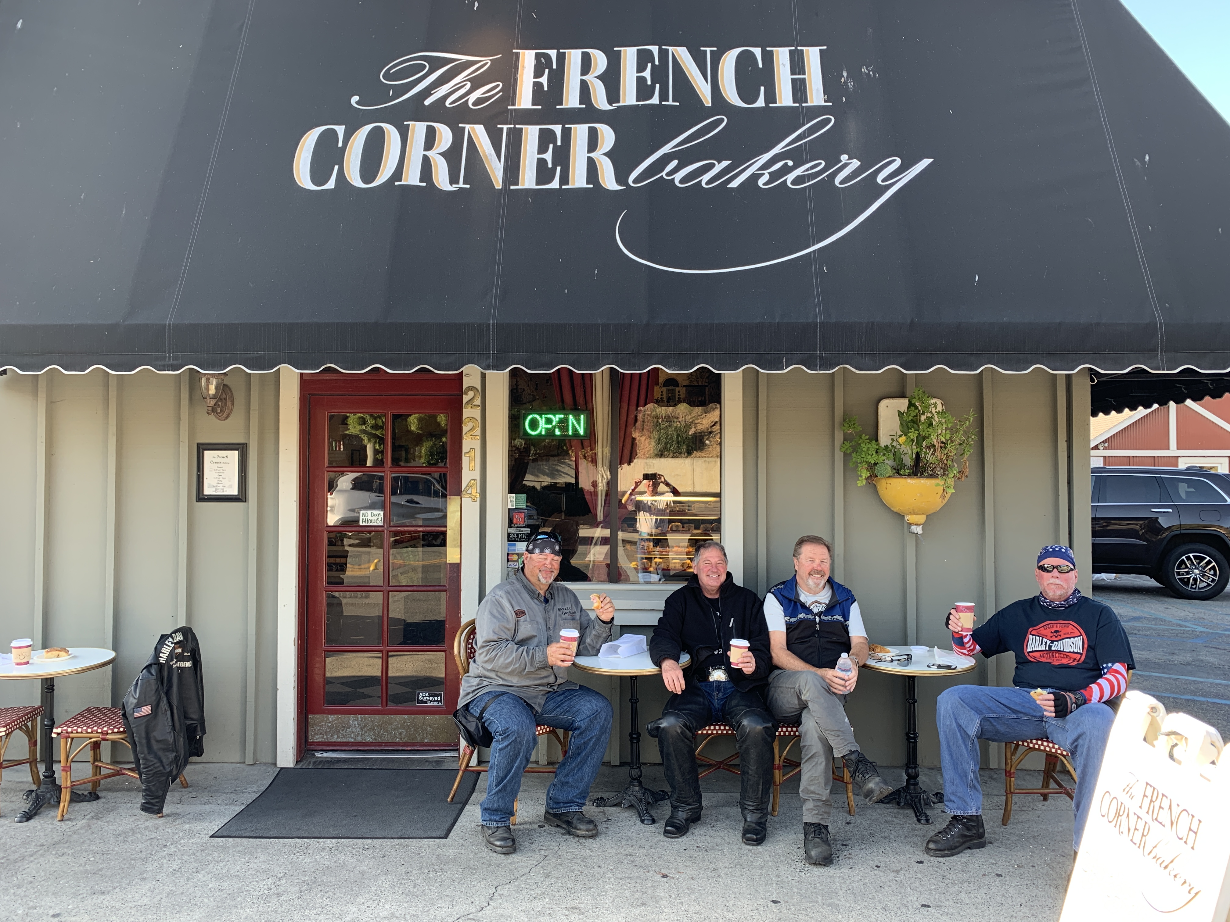 B1D72B65-6EEF-4C16-83DE-B3701D960278