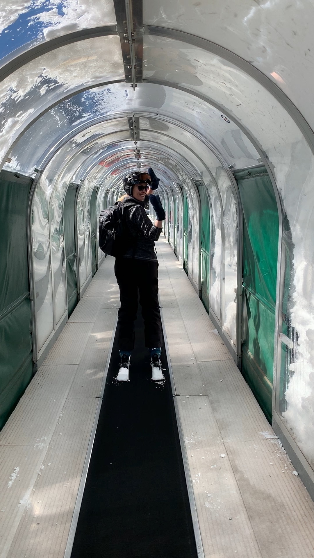 Britt, magic carpet JPG