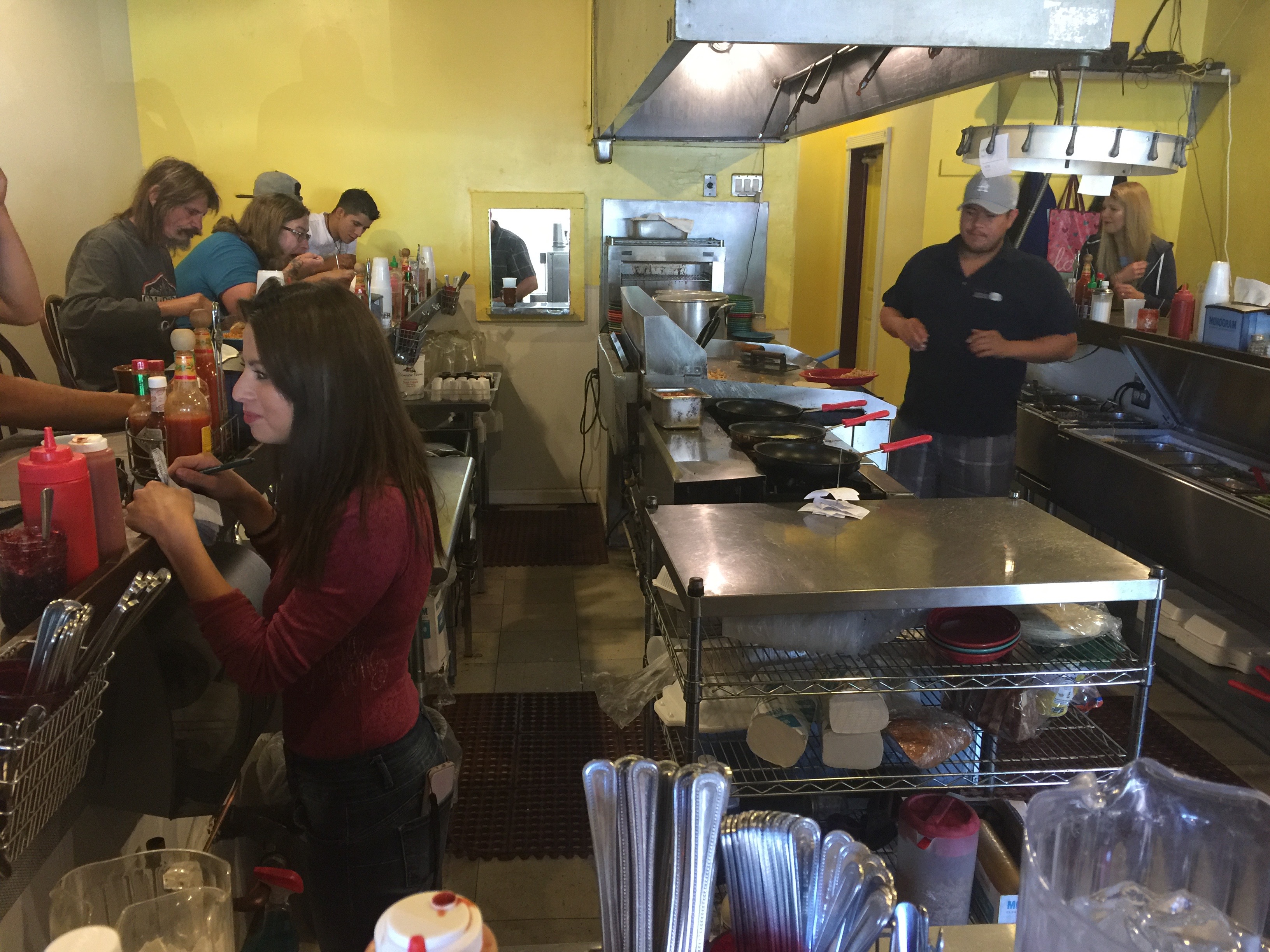 D-0, El Jebel, Breakfast in America